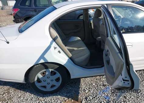 2005 Hyundai Elantra Gls/Gt z USA, uszkodzony, nr VIN KMHDN46DX5U026363